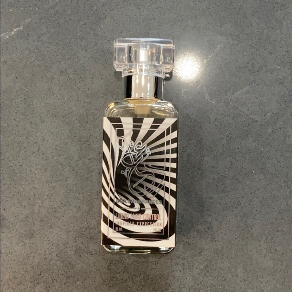 Dua fragrance mind control almost completely full